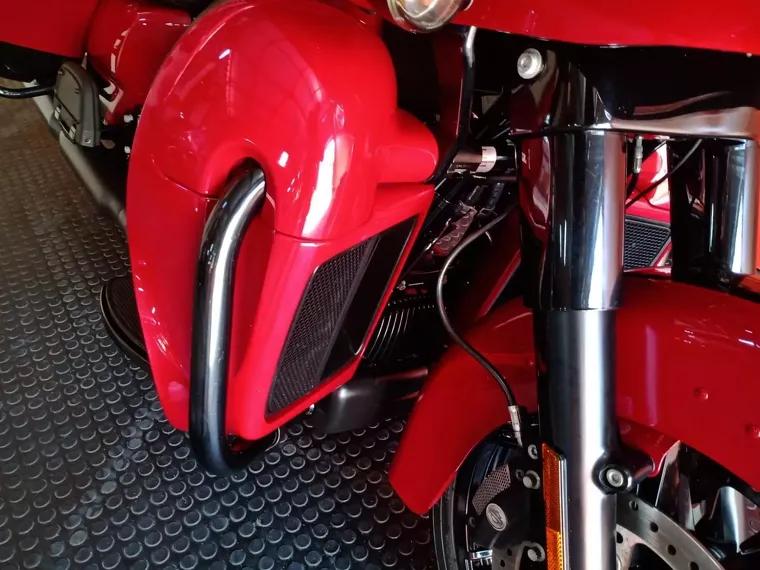 Harley-Davidson Road Glide Vermelho 15